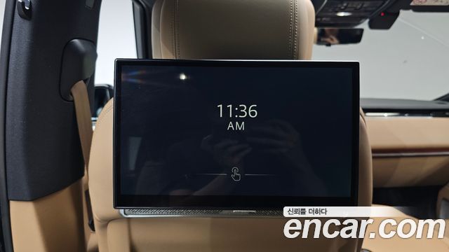 Land Rover Range Rover 2023 — photo 39