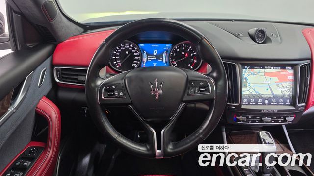 Maserati Levante 2020 — photo 20