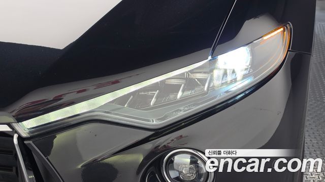 Maserati Levante 2020 — photo 8