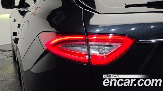Maserati Levante 2020 — photo 9