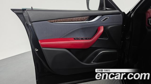 Maserati Levante 2020 — photo 14