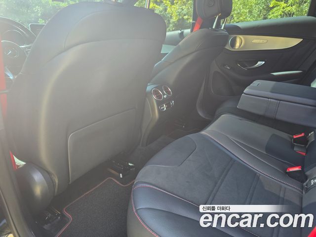 Mercedes-Benz GLC-Class 2019 — photo 18
