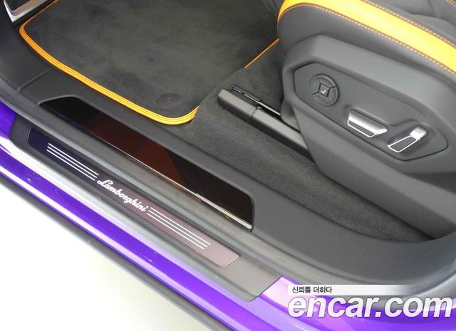 Lamborghini Urus 2024 — photo 12