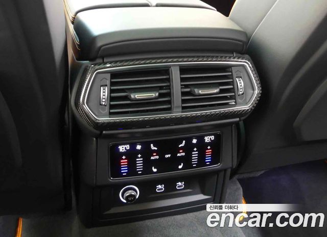 Lamborghini Urus 2024 — photo 19