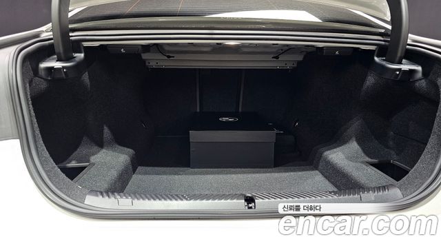 BMW 5-Series 2025 — photo 34