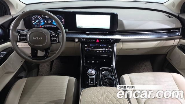 Kia Canival 2023 — photo 7