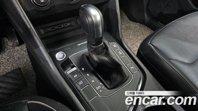 Volkswagen Tiguan 2020 — photo 12