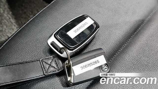 Volkswagen Tiguan 2020 — photo 29