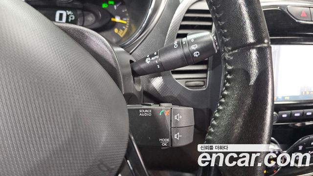 Renault Korea QM3 2015 — photo 17