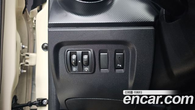 Renault Korea QM3 2015 — photo 19