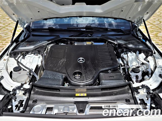 Mercedes-Benz E-Class 2026 — photo 6