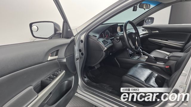 Honda Accord 2009 — photo 10