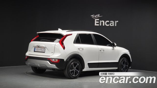 Kia Niro 2024 — photo 2