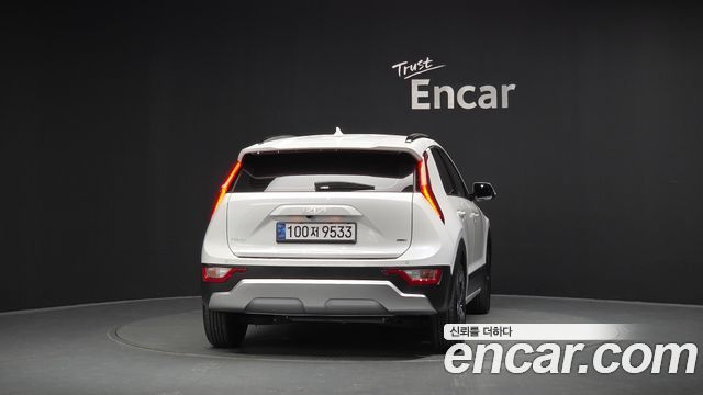 Kia Niro 2024 — photo 4