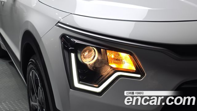 Kia Niro 2024 — photo 8
