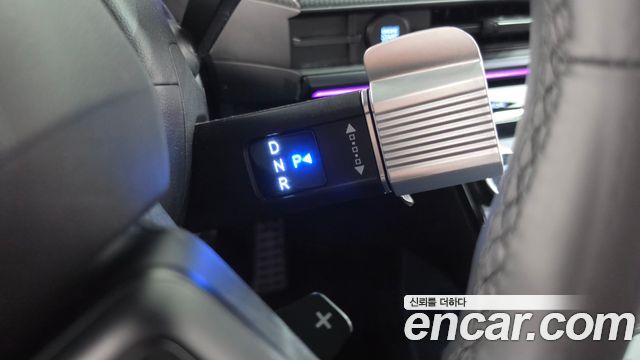 Hyundai Santafe 2024 — photo 11