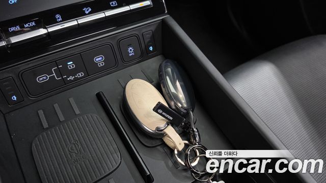 Hyundai Santafe 2024 — photo 20