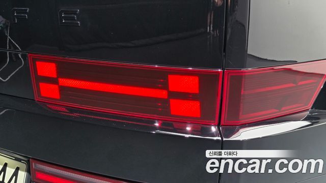 Hyundai Santafe 2024 — photo 8