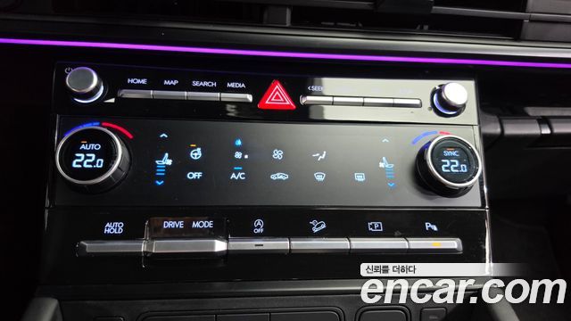 Hyundai Santafe 2024 — photo 32