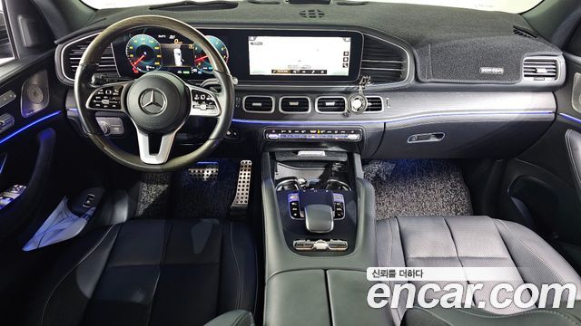 Mercedes-Benz GLS-Class 2022 — photo 10