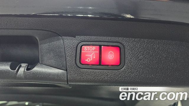 Mercedes-Benz GLS-Class 2022 — photo 22