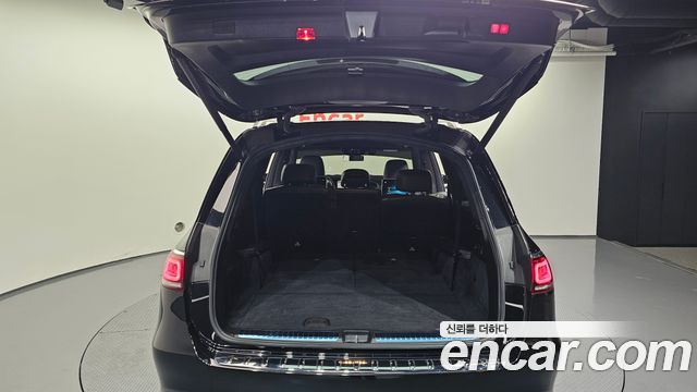 Mercedes-Benz GLS-Class 2022 — photo 23