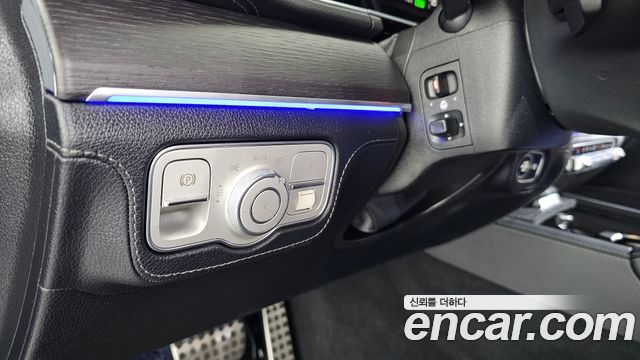 Mercedes-Benz GLS-Class 2022 — photo 26