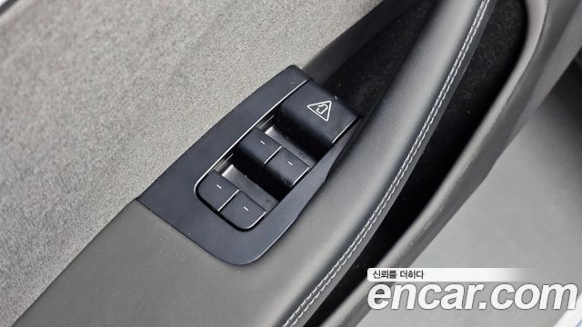 Tesla Model 3 2025 — photo 32