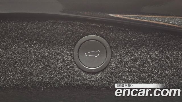 Tesla Model 3 2025 — photo 36