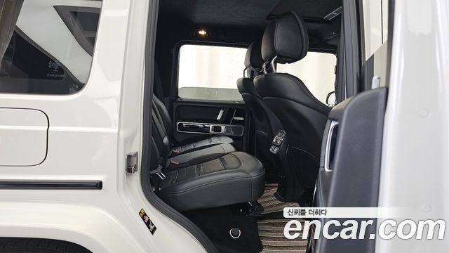 Mercedes-Benz G-Class 2021 — photo 18
