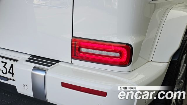 Mercedes-Benz G-Class 2021 — photo 9