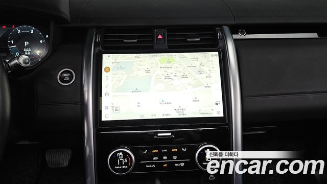 Land Rover Discovery 2022 — photo 20