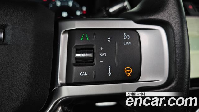 Land Rover Discovery 2022 — photo 22