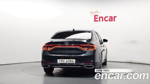 Hyundai Grandeur 2018 — photo 4