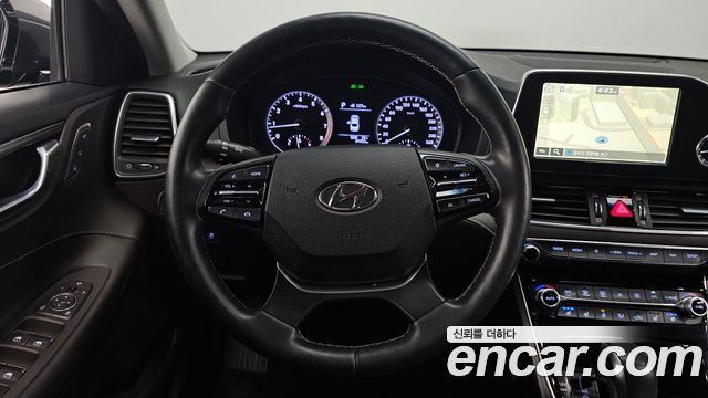 Hyundai Grandeur 2018 — photo 19