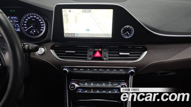 Hyundai Grandeur 2018 — photo 20