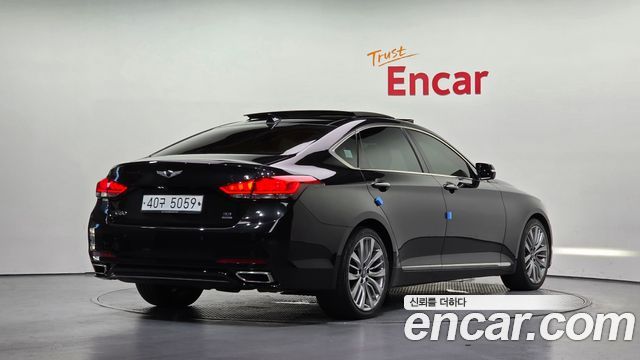 Genesis G80 2018 — photo 2
