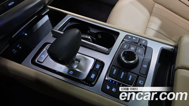 Genesis G80 2018 — photo 9