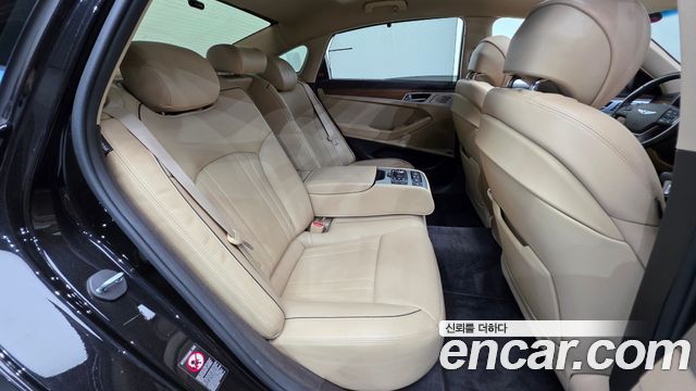 Genesis G80 2018 — photo 19