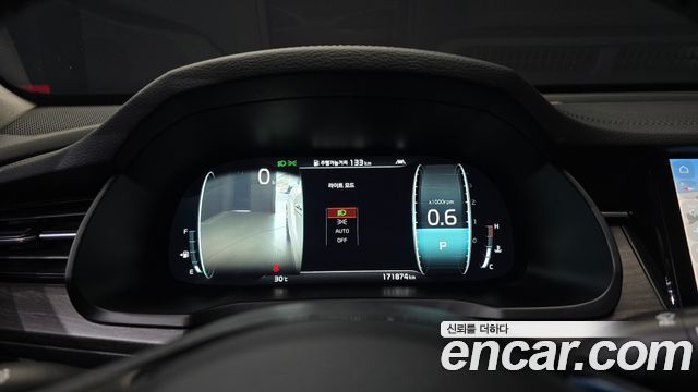 Kia K7 2020 — photo 11