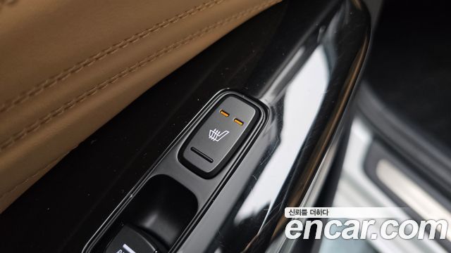 Kia K7 2020 — photo 24