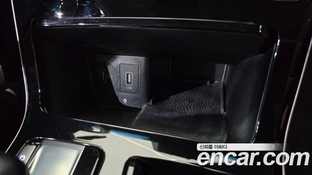 Kia K7 2020 — photo 31