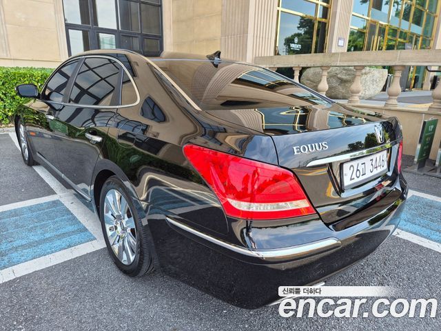 Hyundai Equus 2012 — photo 4