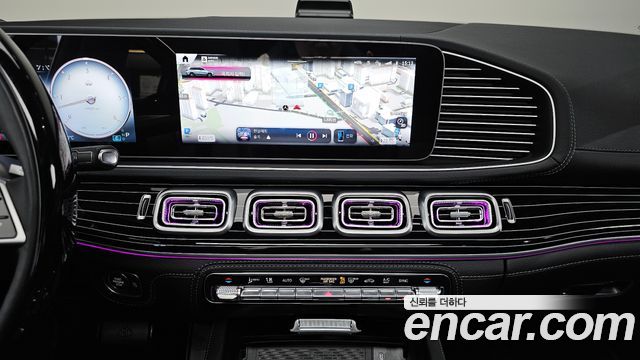 Mercedes-Benz GLS-Class 2026 — photo 20