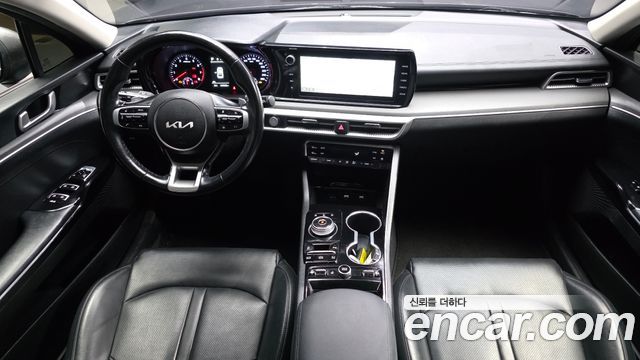 Kia K5 2022 — photo 10