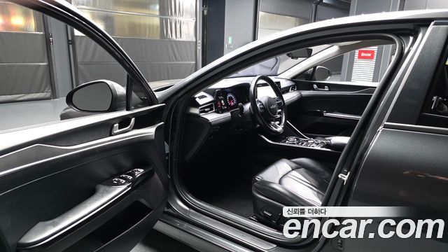 Kia K5 2022 — photo 13