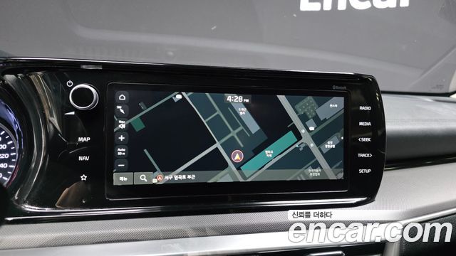 Kia K5 2022 — photo 21
