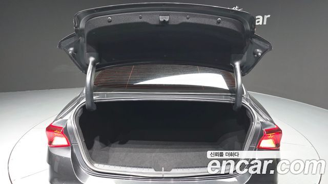 Kia K5 2022 — photo 26