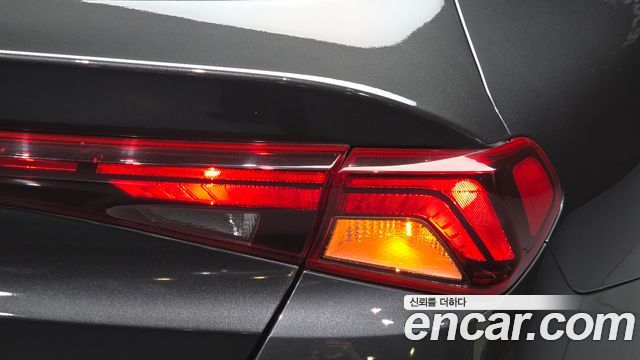 Kia K5 2022 — photo 9
