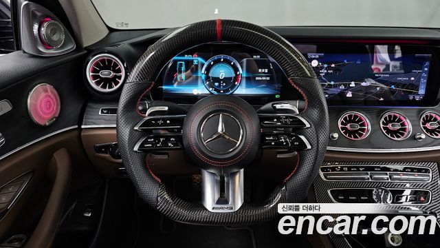 Mercedes-Benz E-Class 2017 — photo 13
